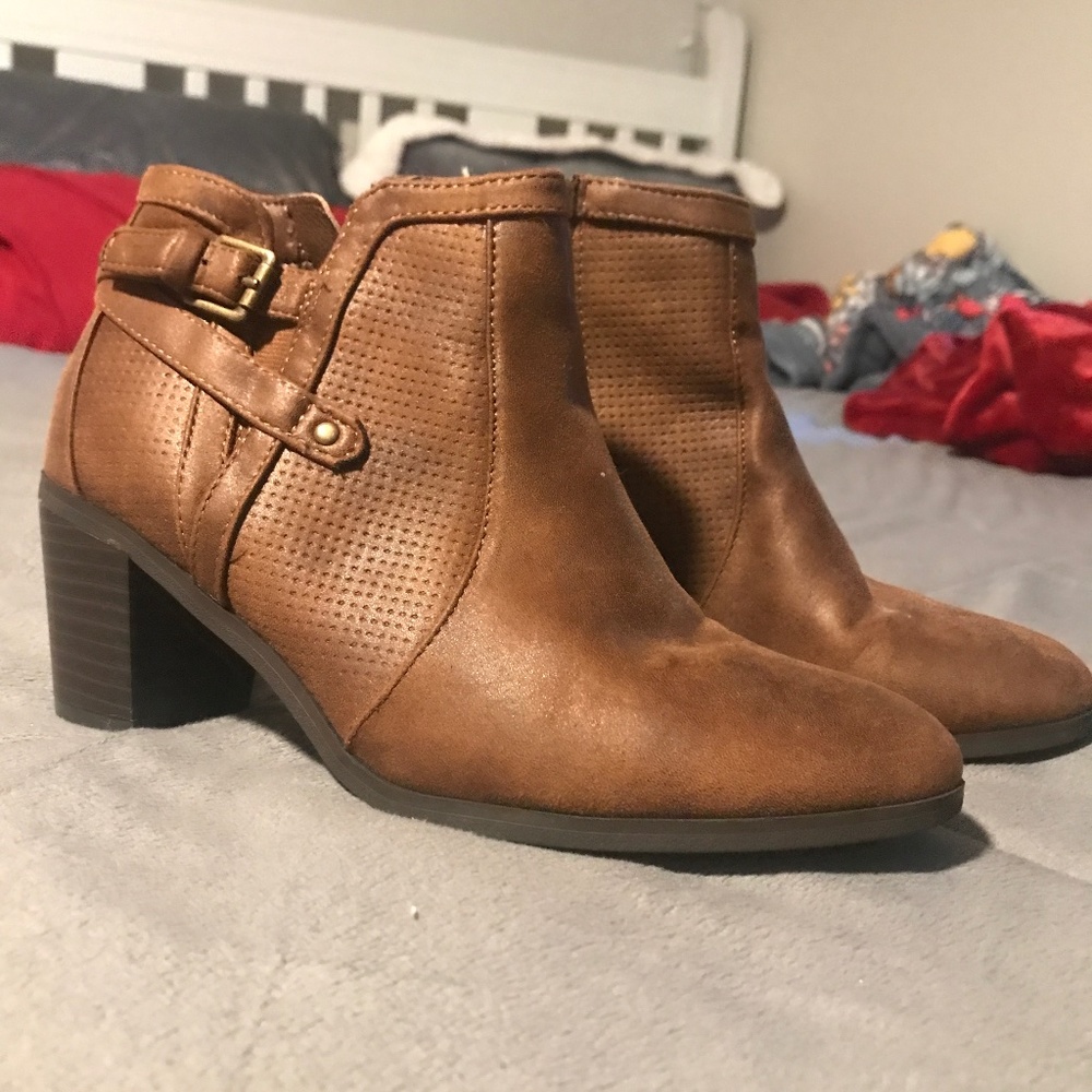 Ankle booties